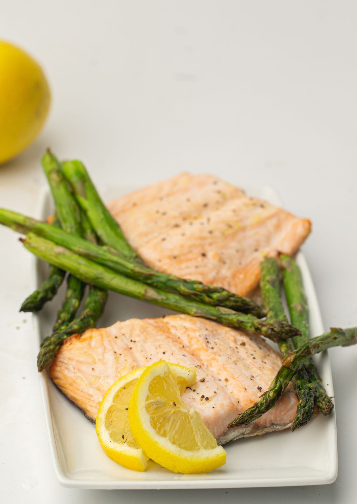 Tender Salmon with Crispy Asparagus Spears
