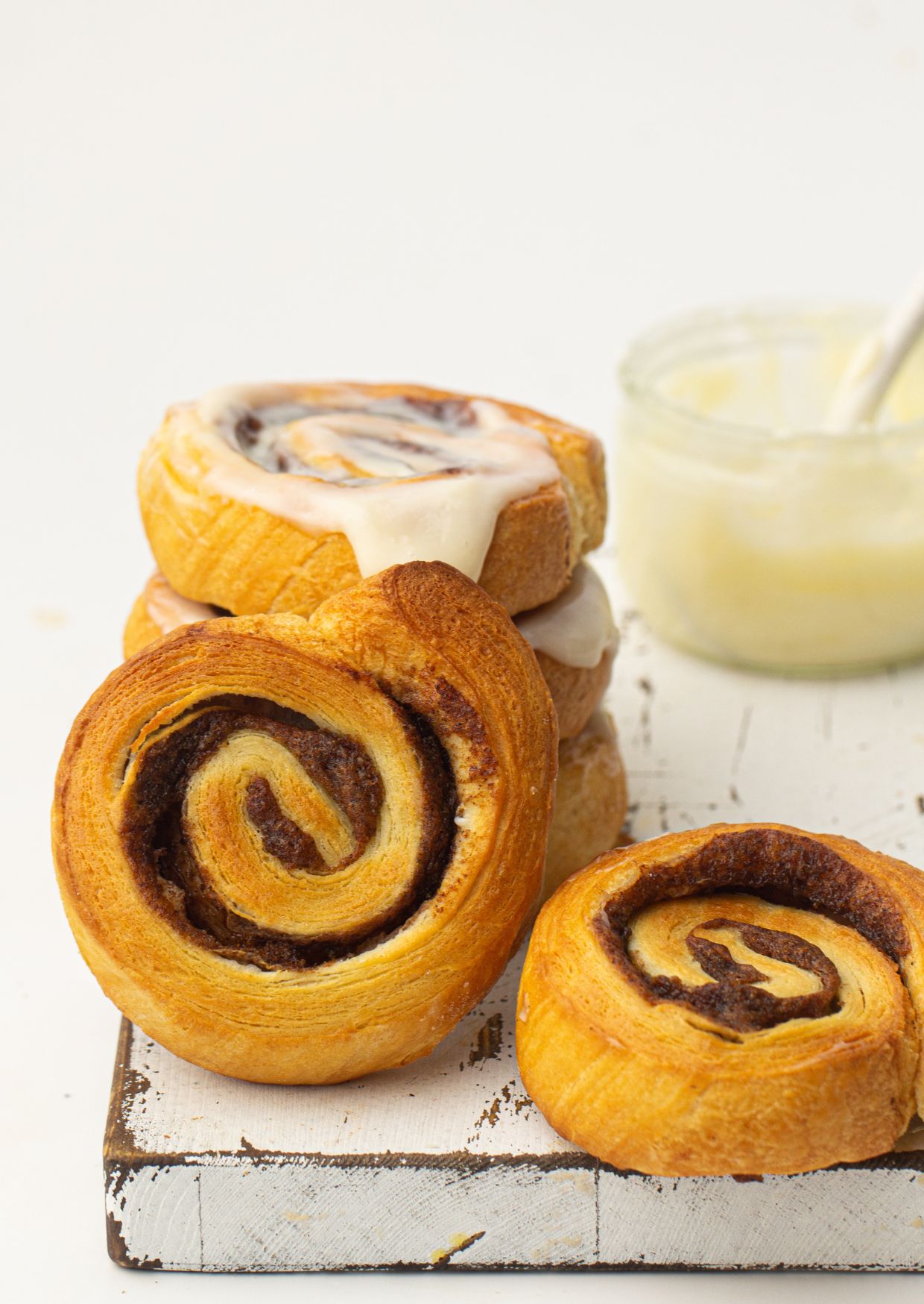Air Fryer Cinnamon Roll Bites